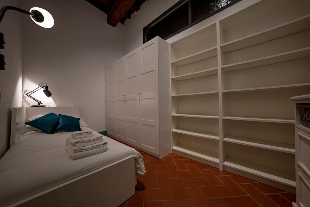 Апартаменты Raffinato Trilocale San Frediano Флоренция Экстерьер фото